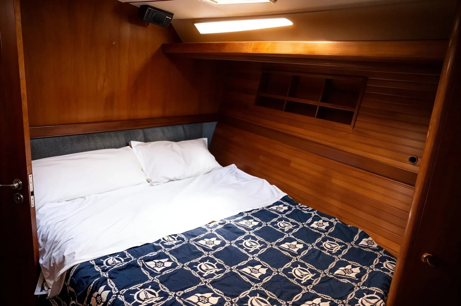Image 10 yacht charter Alicante with skipper (Peggy)